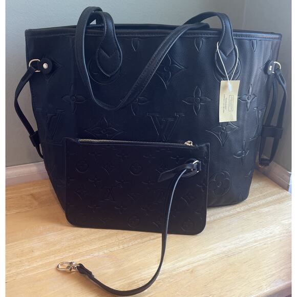 Louis Vuitton NWT Neverfull Tote Bag MM Black LV Imprint Leather blue inside - Picture 1 of 16